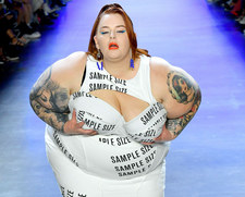 Tess Holliday w walentynkowej sesji zdjęciowej