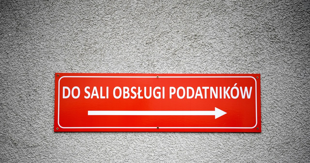 Pracownicy skarbówek chcą podwyżki. „W Biedronce zarabia się więcej”