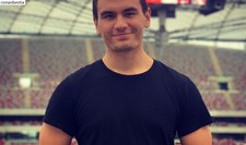 Conan Kaźmierski zapozował bez koszulki. Syn „Królowej życia” chwali się sylwetką!