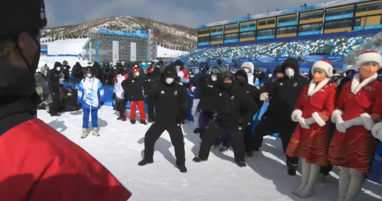 Haka na śniegu podczas igrzysk olimpijskich w Pekinie [FILM]