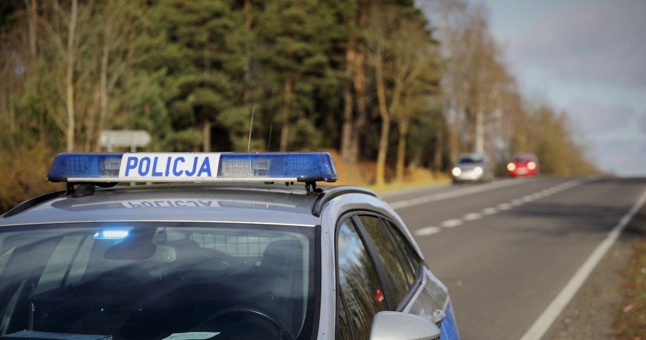 Nie potrafił prosto jechać samochodem. Miał prawie 3 promile alkoholu