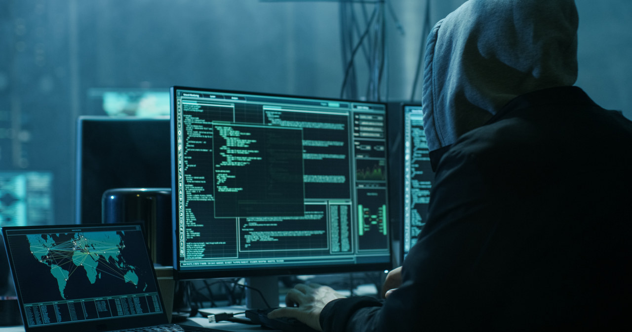 Klienci banków na celowniku hakerów. Tysiące cyberataków tygodniowo