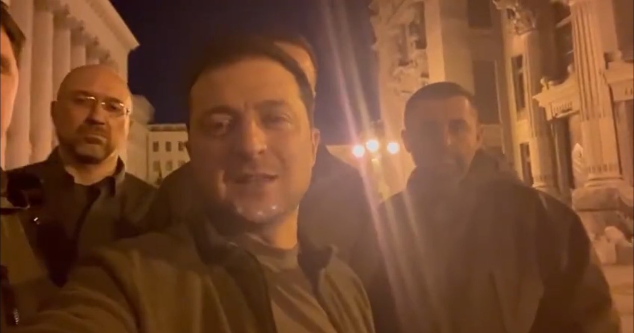 Zełenski potwierdza swoją obecność w Kijowie. Nagrał film