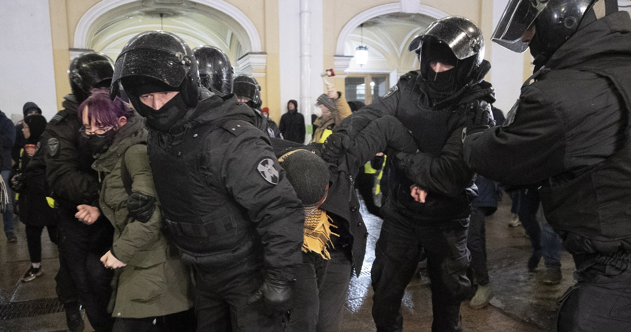 Drugi rosyjski parlamentarzysta zaprotestował przeciw wojnie z Ukrainą