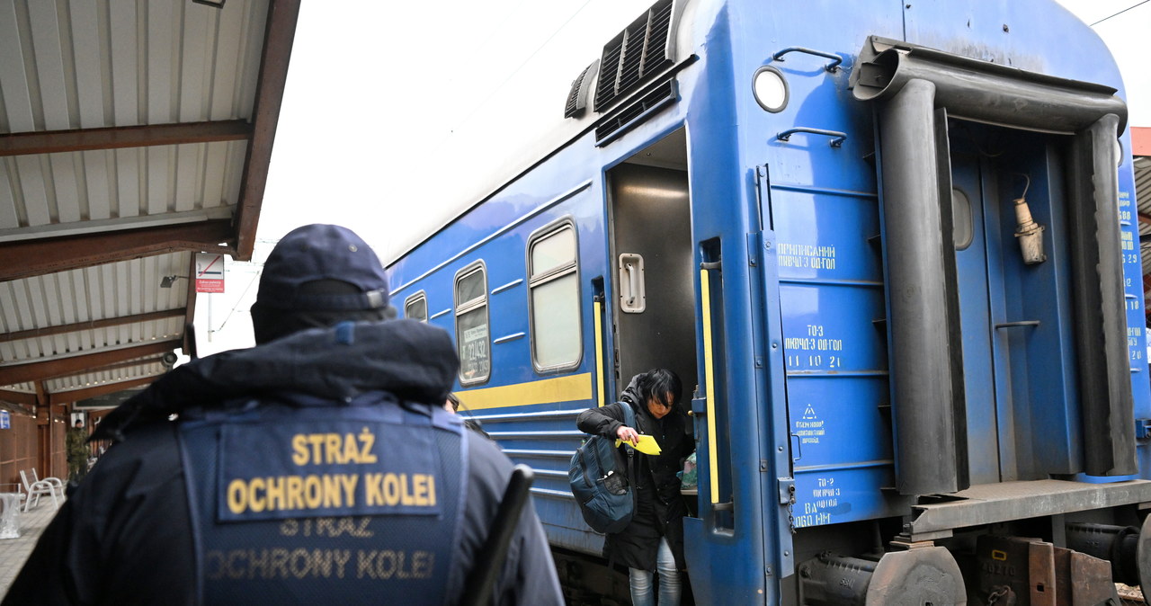 Polski pociąg z wagonami szpitalnymi jeszcze dzisiaj dotrze na Ukrainę