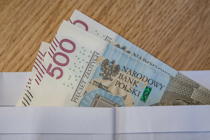 Nowe świadczenie dla rodziców. Nie każdy może na nie liczyć