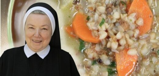 Dodajesz do grzybowej ziemniaki? Zapomnij! Siostra Anastazja proponuje inny dodatek