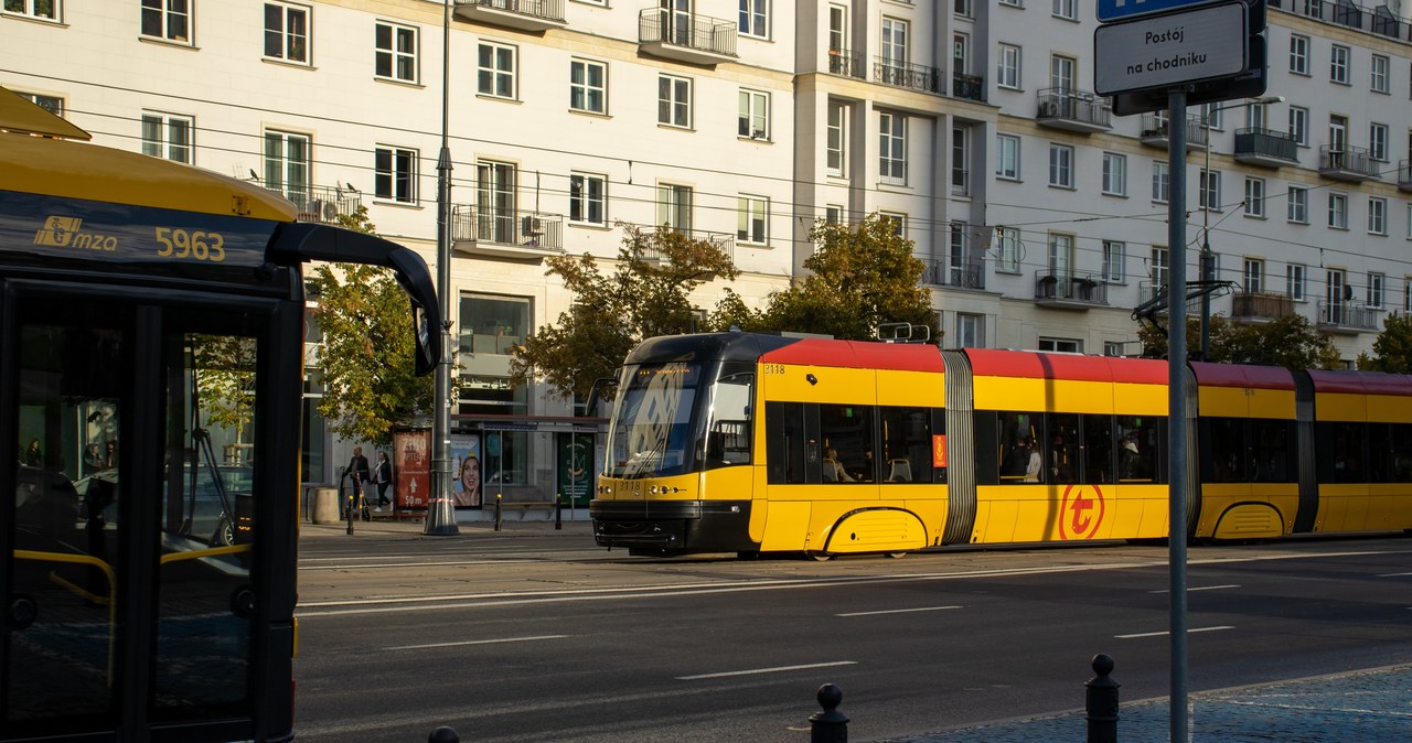 Utrudnienia w Warszawie. Manifestacja w centrum i mecz Legii