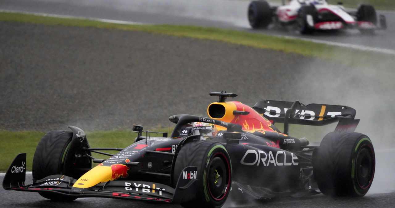 Verstappen ponownie mistrzem świata Formuły 1. Zamieszanie na mecie