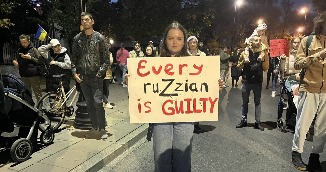 „Putin won!”. Protest przed ambasadą Rosji w Warszawie