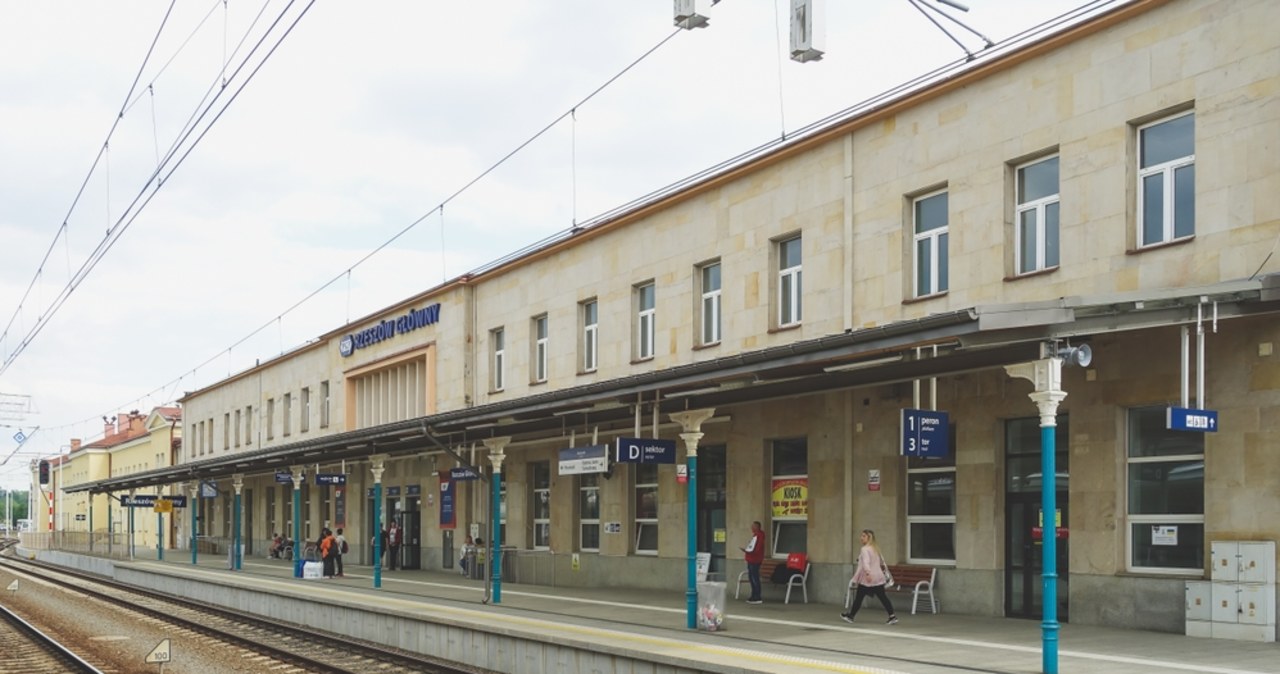 Zmiana rozkładu jazdy pociągów w rejonie Rzeszowa. Będzie komunikacja zastępcza