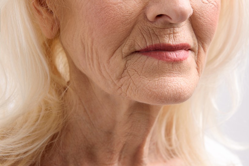 Wygładzona skóra bez botoksu. Triki dla kobiet 50+