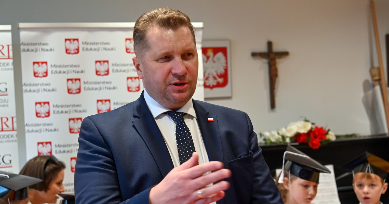 Nauki biblijne oraz nauki o rodzinie. Jest rozporządzenie MEiN