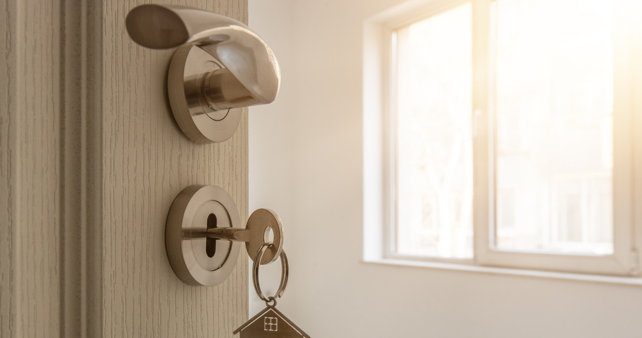 W Polsce brakuje nawet 2 mln mieszkań. Ludzi przybywa, deweloperzy budują mniej