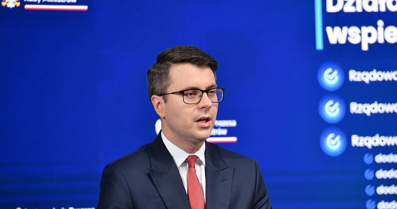 Müller: Nie wpłynęło żadne pismo o zablokowaniu unijnych środków dla Polski