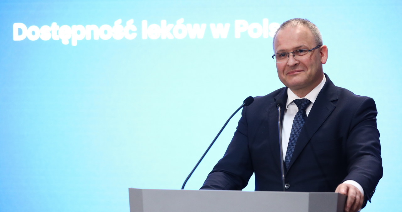 Braki leków w aptekach. Wiceminister zdrowia: Nie widzimy, żeby sytuacja odbiegała od normy