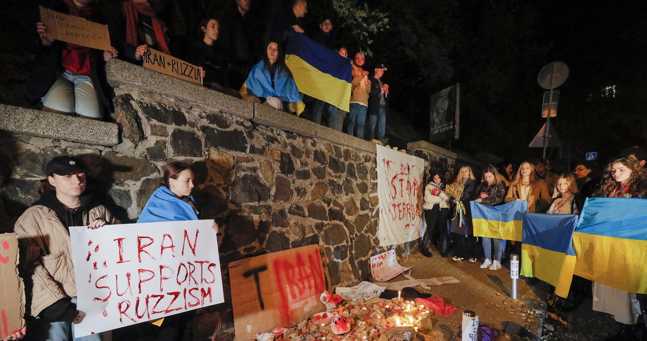 Reuters: Iran dostarczy Rosji drony i pociski ziemia-ziemia