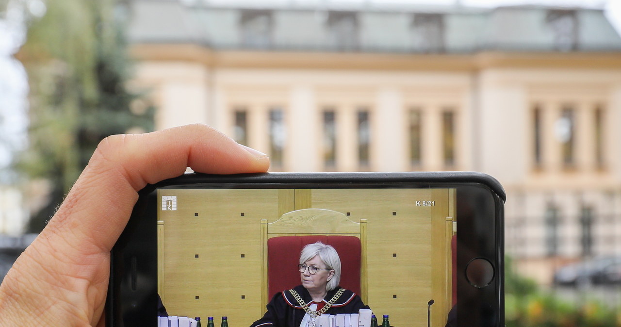 Trybunał Konstytucyjny przerwał rozprawę ws. kar TSUE