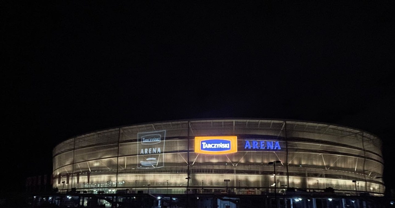 Stadion będzie mieć własny prąd. Powstaje duża farma fotowoltaiczna