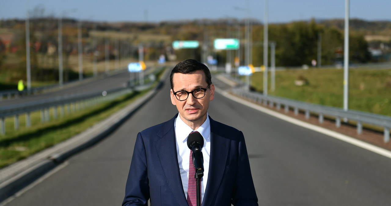 Morawiecki o dostawach węgla: Nikogo nie zostawimy bez opieki