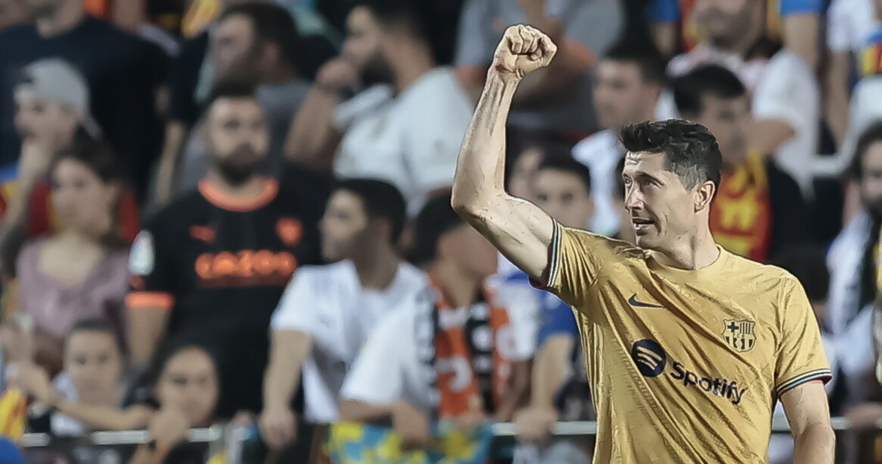 Lewandowski uratował Barcelonę i został bohaterem meczu z Valencią