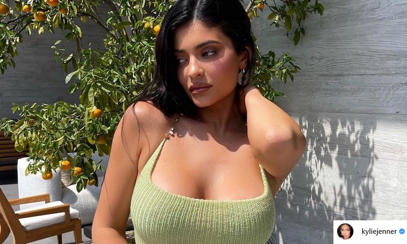 Kylie Jenner kusi w skąpym bikini. Co za ciało!