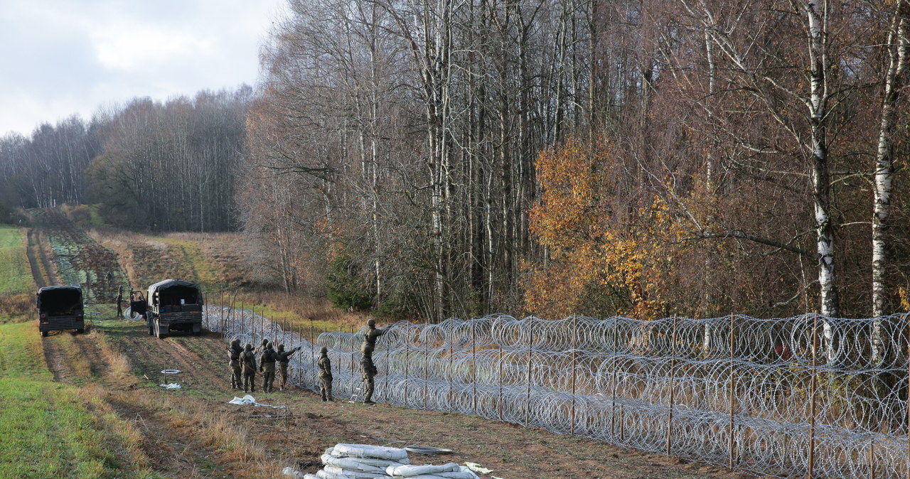 Ruszyła budowa tymczasowej zapory na granicy z Rosją