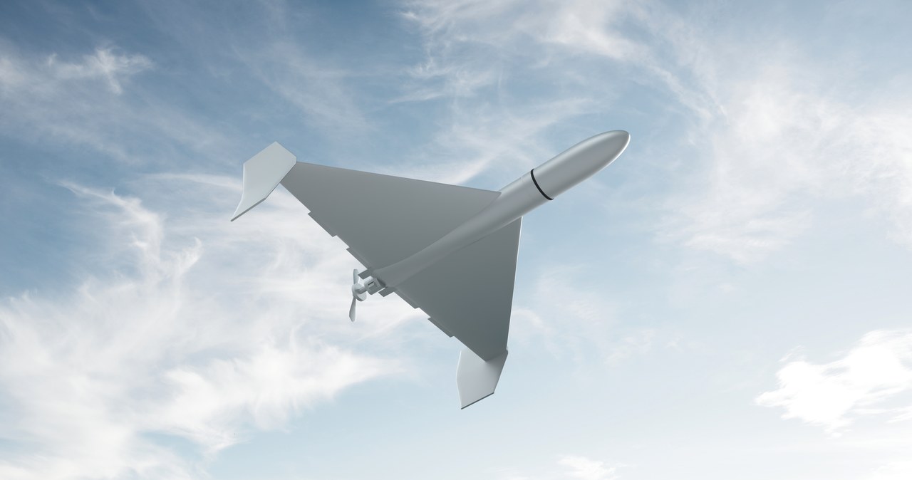 Cztery linie lotnicze i droga morska – tak Iran transportuje drony do Rosji