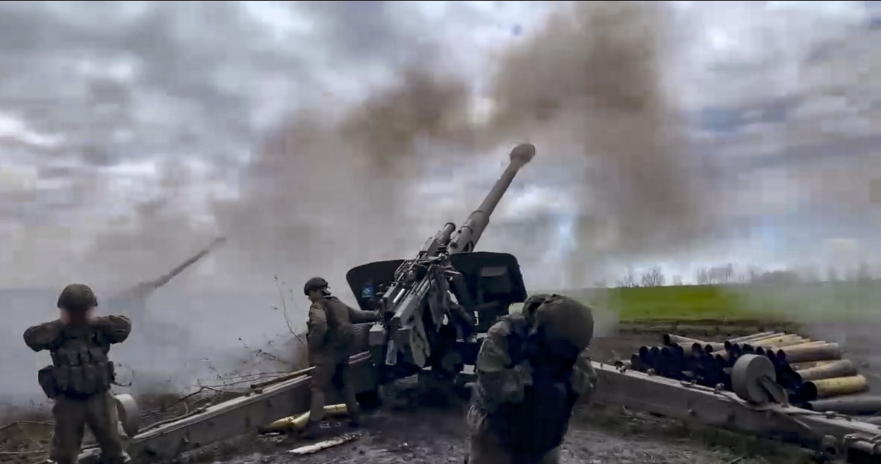 Zełenski: Na południu to nie przeciwnik odchodzi, lecz przeganiają go nasze wojska [RELACJA]