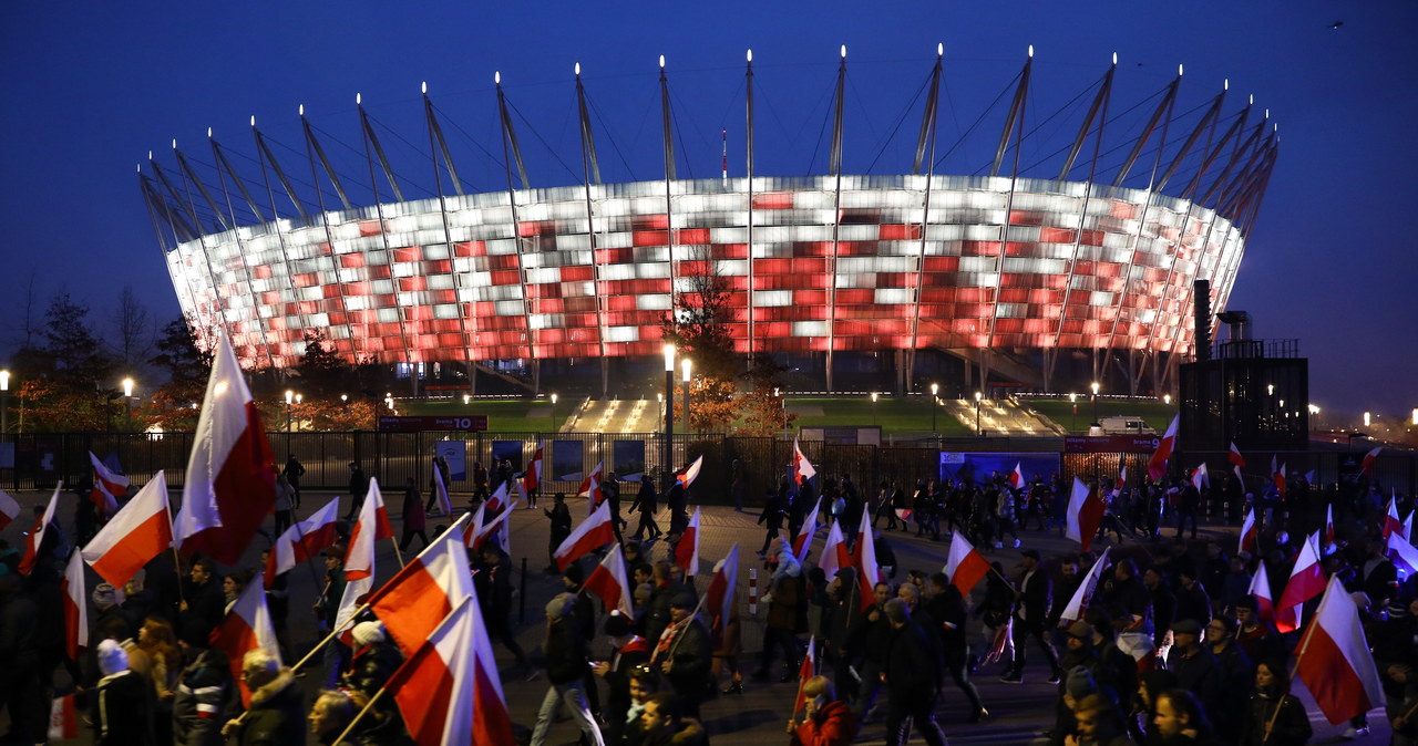 Marsz Niepodległości przeszedł ulicami Warszawy [PODSUMOWANIE]