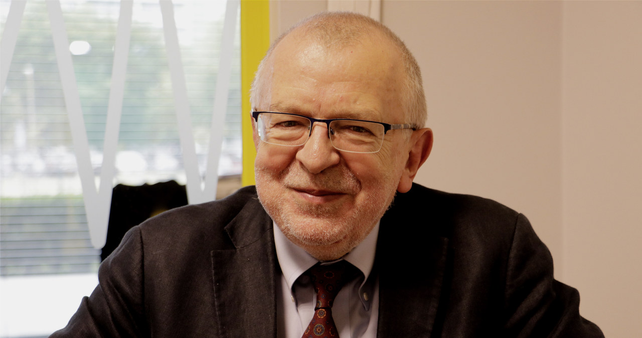 Środowy ranek w radiu RMF24 z amerykanistą prof. Zbigniewem Lewickim