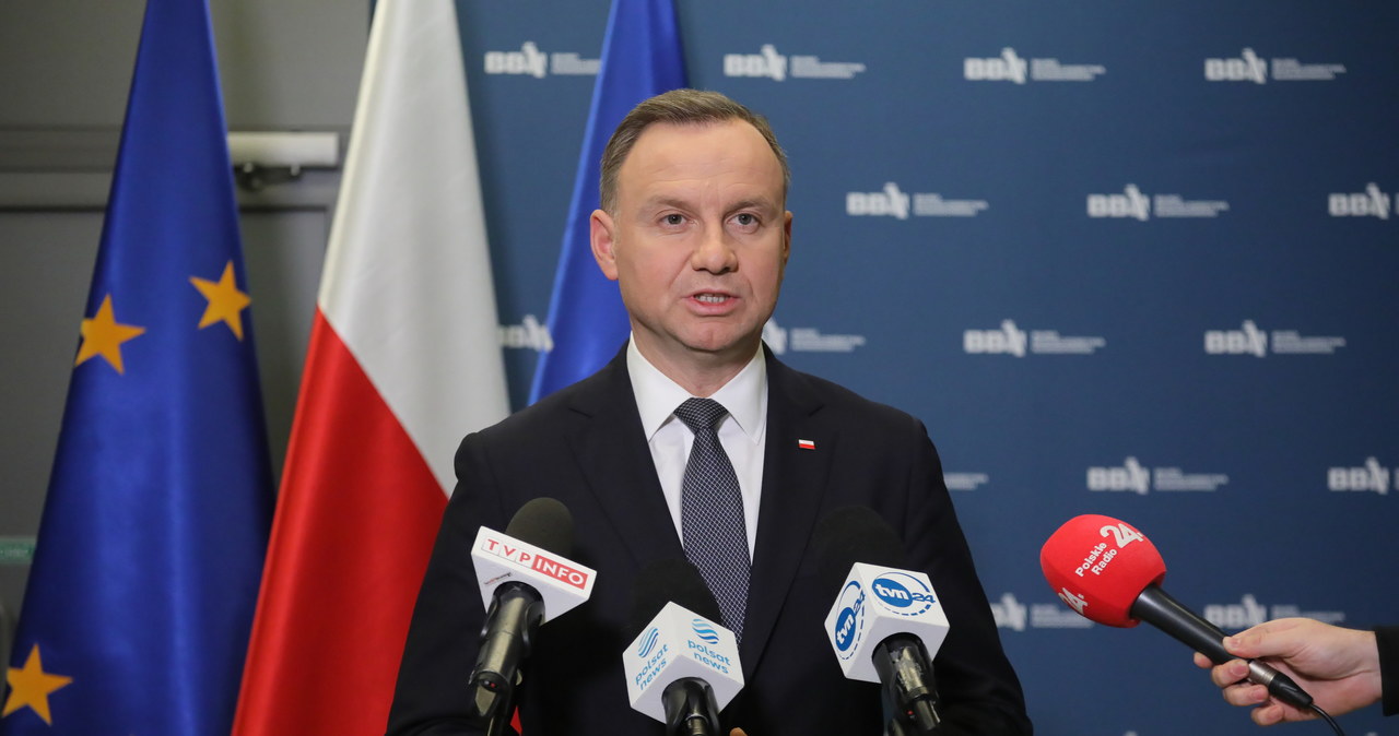 Prezydent i premier: Nic nie wskazuje na to, że był to atak na terytorium Polski