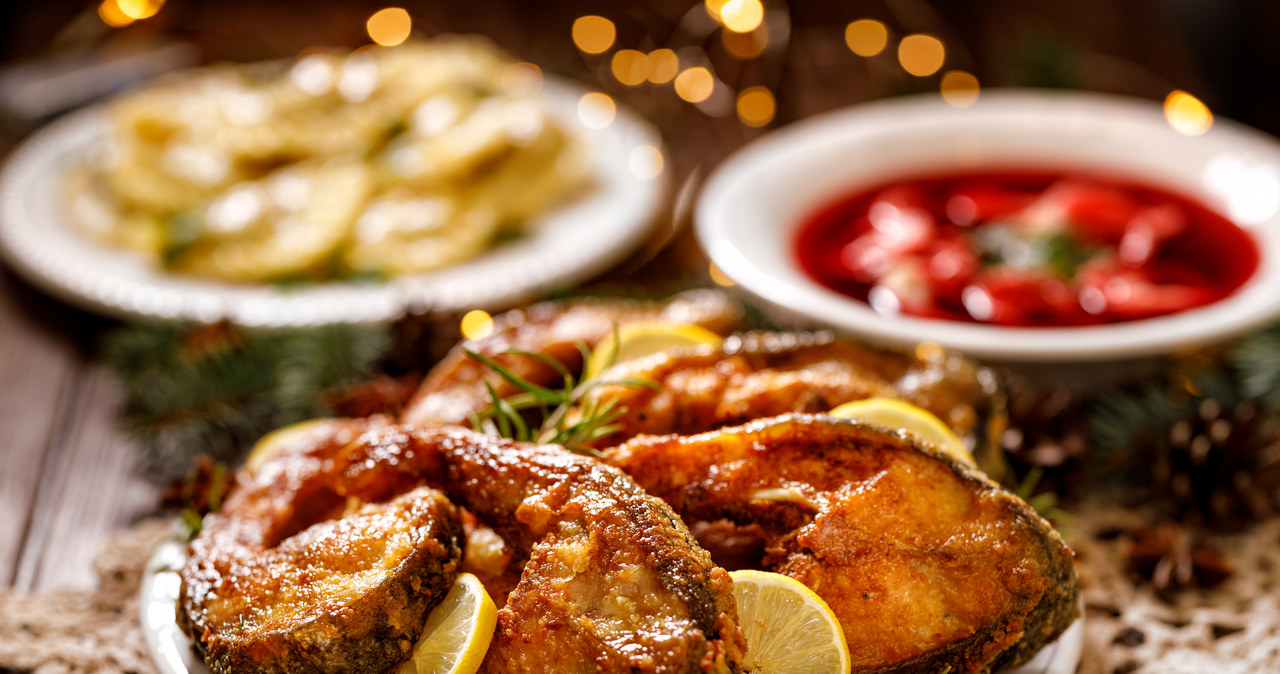 Barszcz, karp, pierogi i sernik. Ceny potraw świątecznych „porażają”