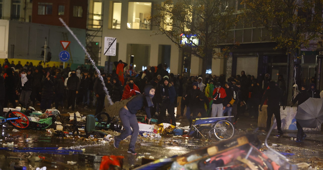 Zamieszki w Brukseli. Policja użyła armatek wodnych