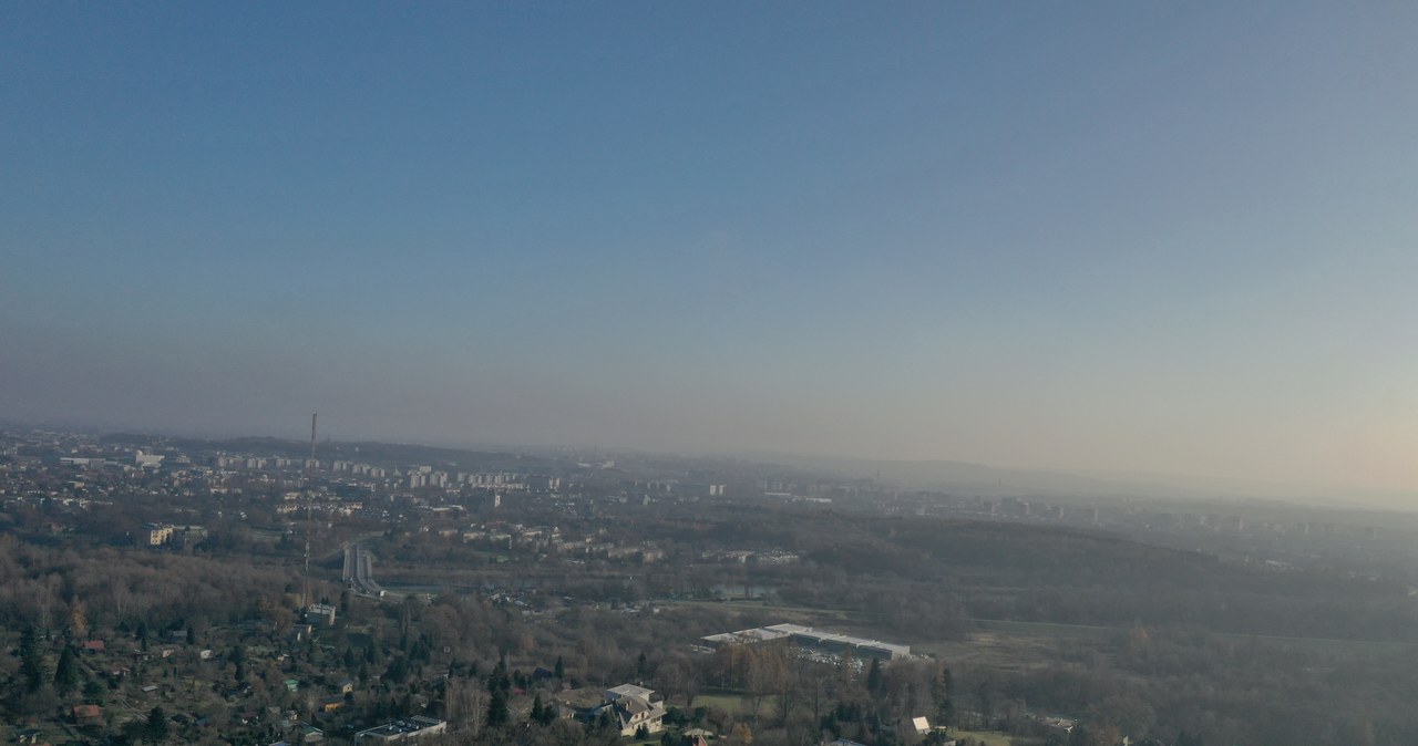 Walka ze smogiem. Kryzys energetyczny szansą i zagrożeniem