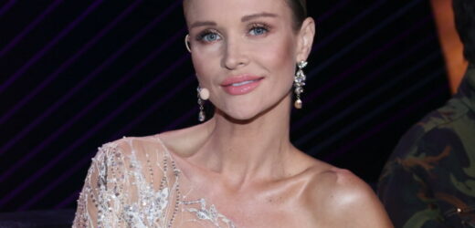 Joanna Krupa szaleje na plaży w kusym bikini. „Ciało bogini”