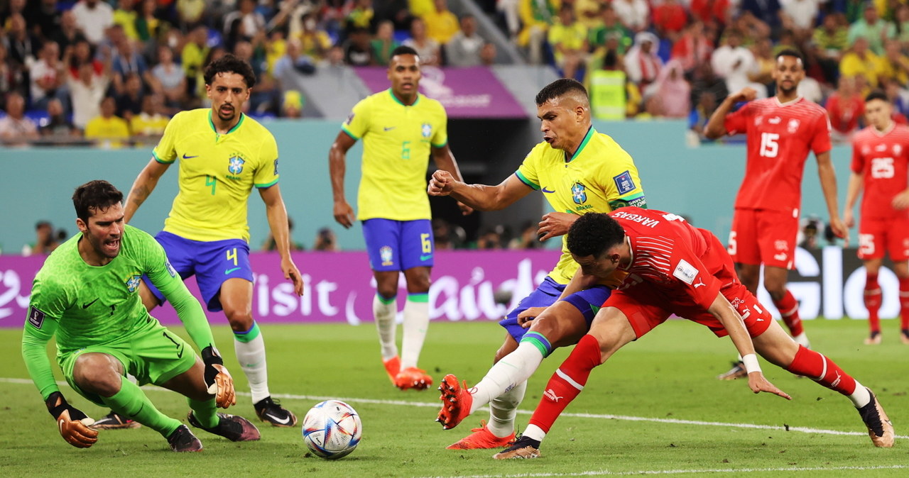 Casemiro uszczęśliwił Brazylijczyków. Magiczna akcja „Canarinhos”