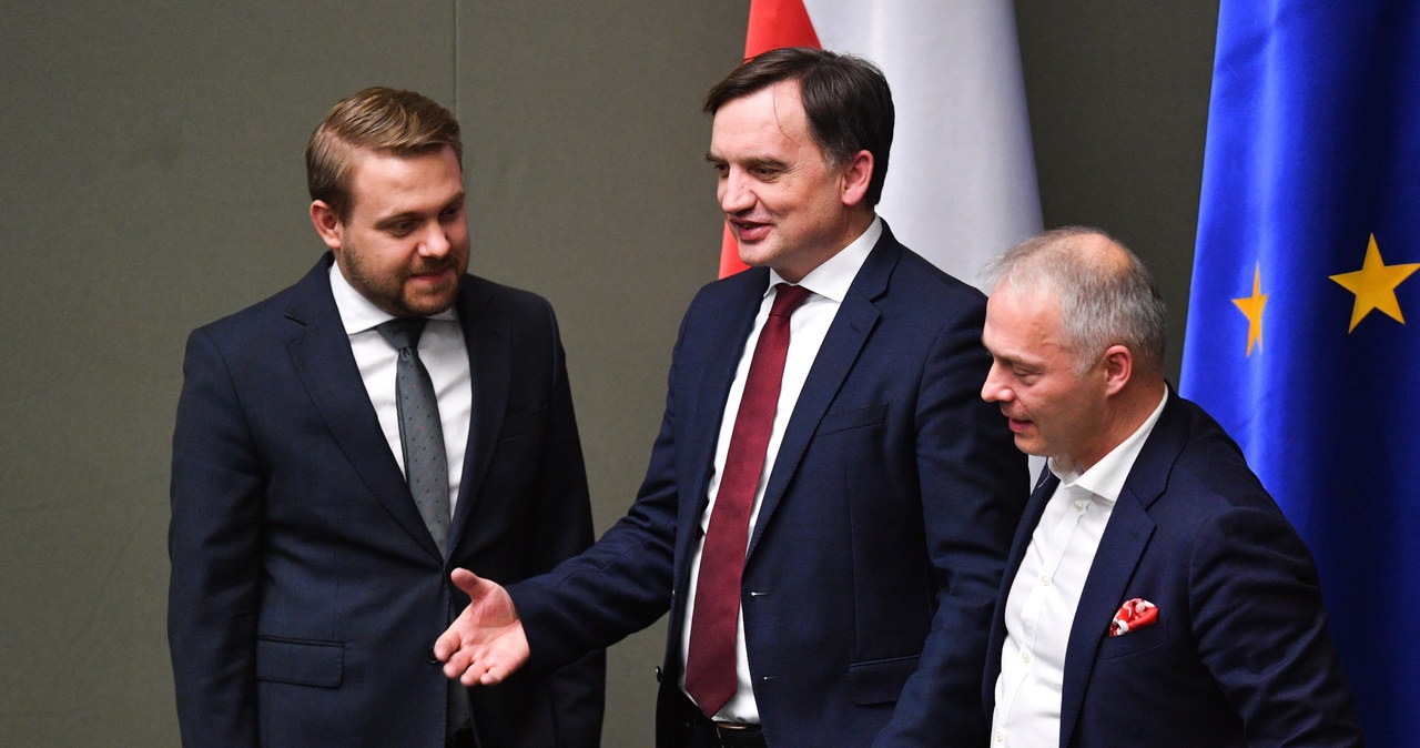 Ozdoba pozbawiony kompetencji. Ziobro komentuje