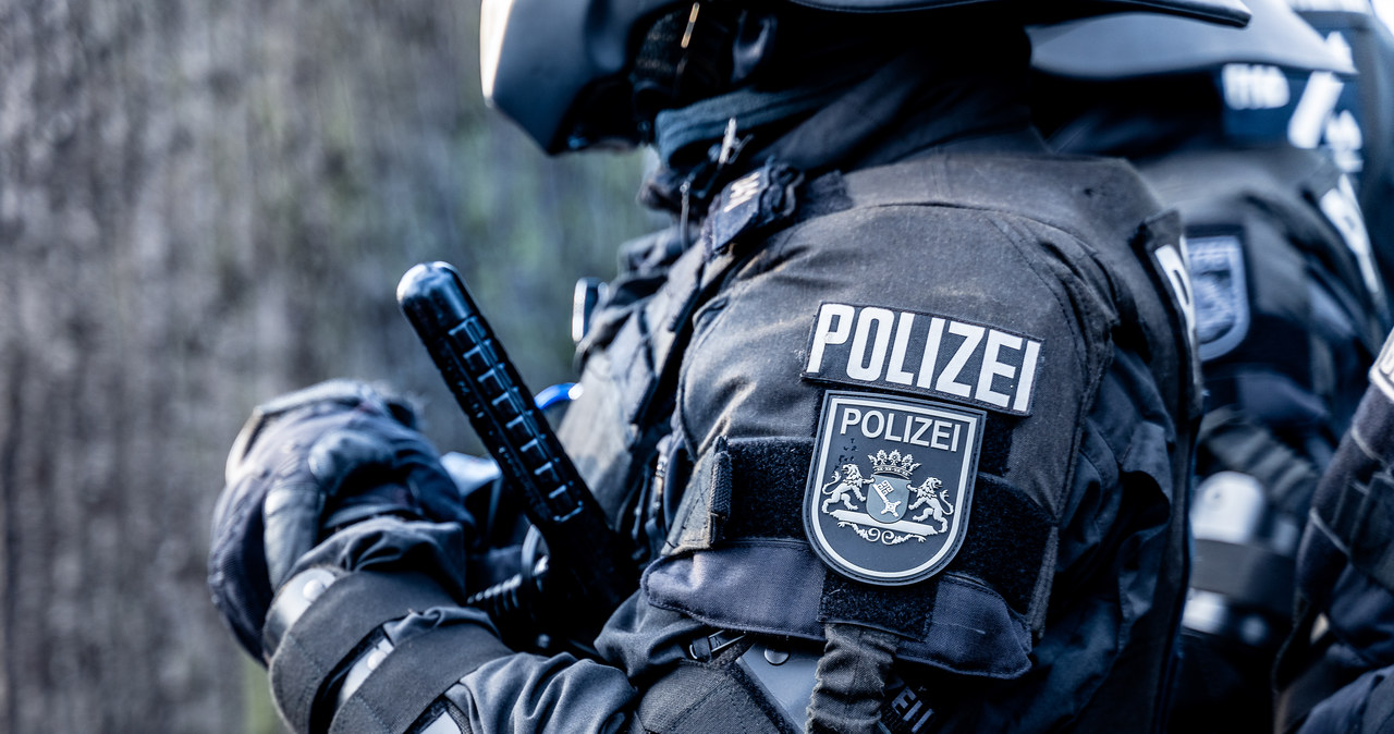 Planowali pucz w Niemczech. 25 osób zatrzymanych w wielkiej akcji policji