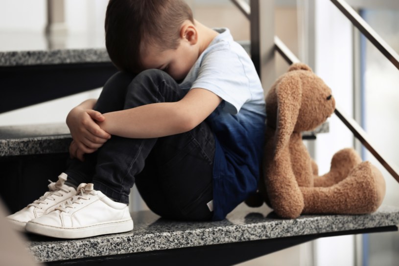 Zaniedbany 7-latek z Dudley. Przez dwa lata nie chodził do szkoły