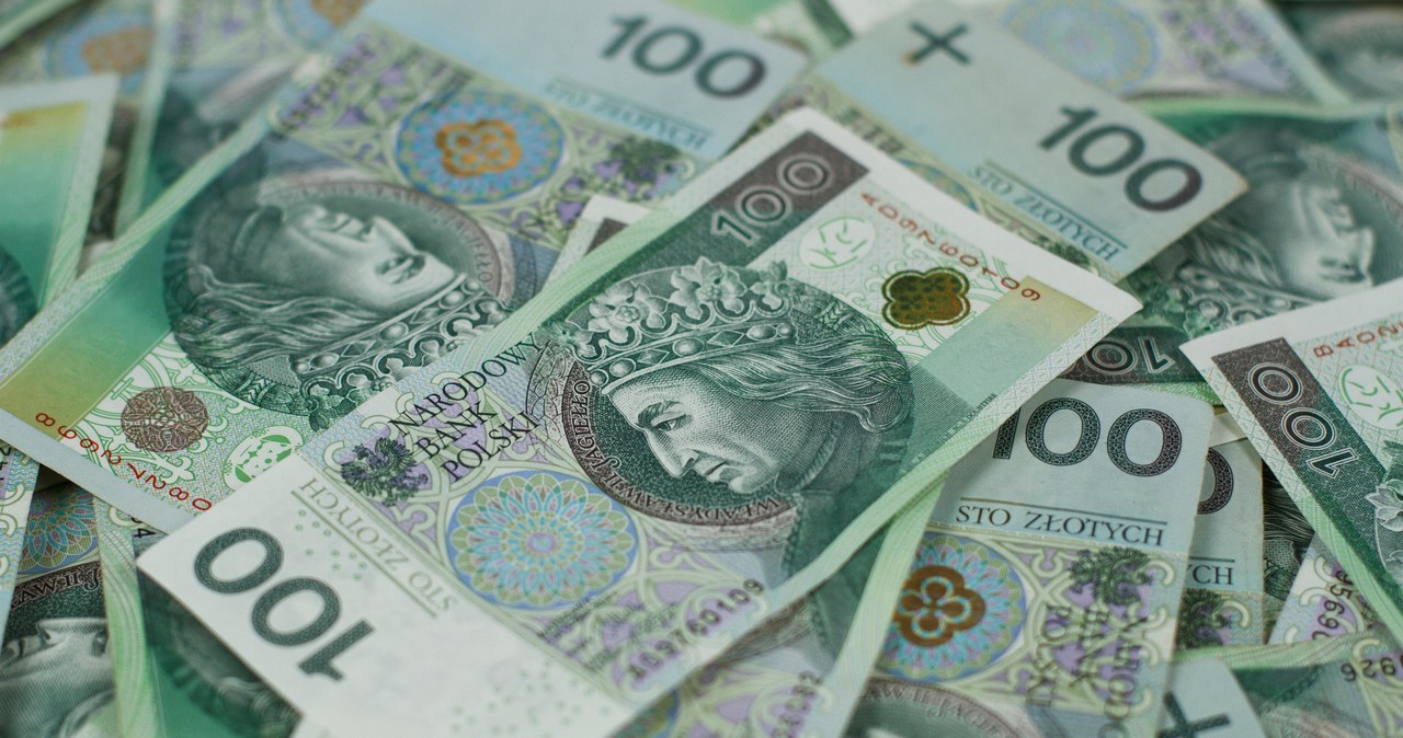 Mazowieckie domaga się od skarbu państwa i NFZ zwrotu 100 mln zł