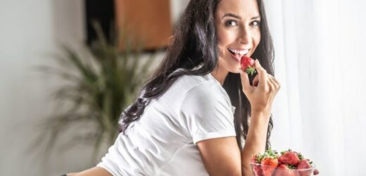 Ta dieta odejmie ci lat! Odmłodzi nie tylko cerę, ale też wątrobę i serce