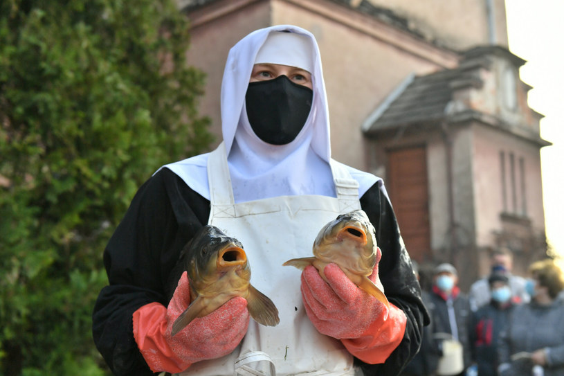 Karp prosto z zakonu. Jak benedyktynki ze Staniątek sprzedają własne ryby