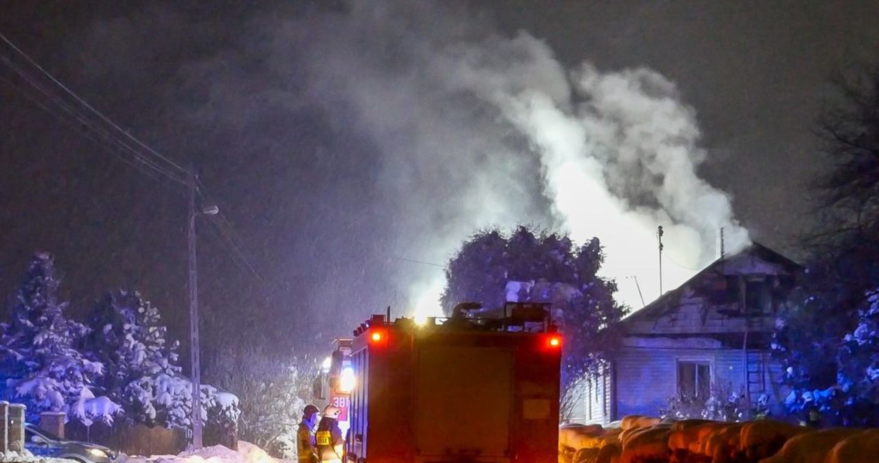 Czujnik czadu uratował 79-latkę. Alarm obudził ją podczas pożaru