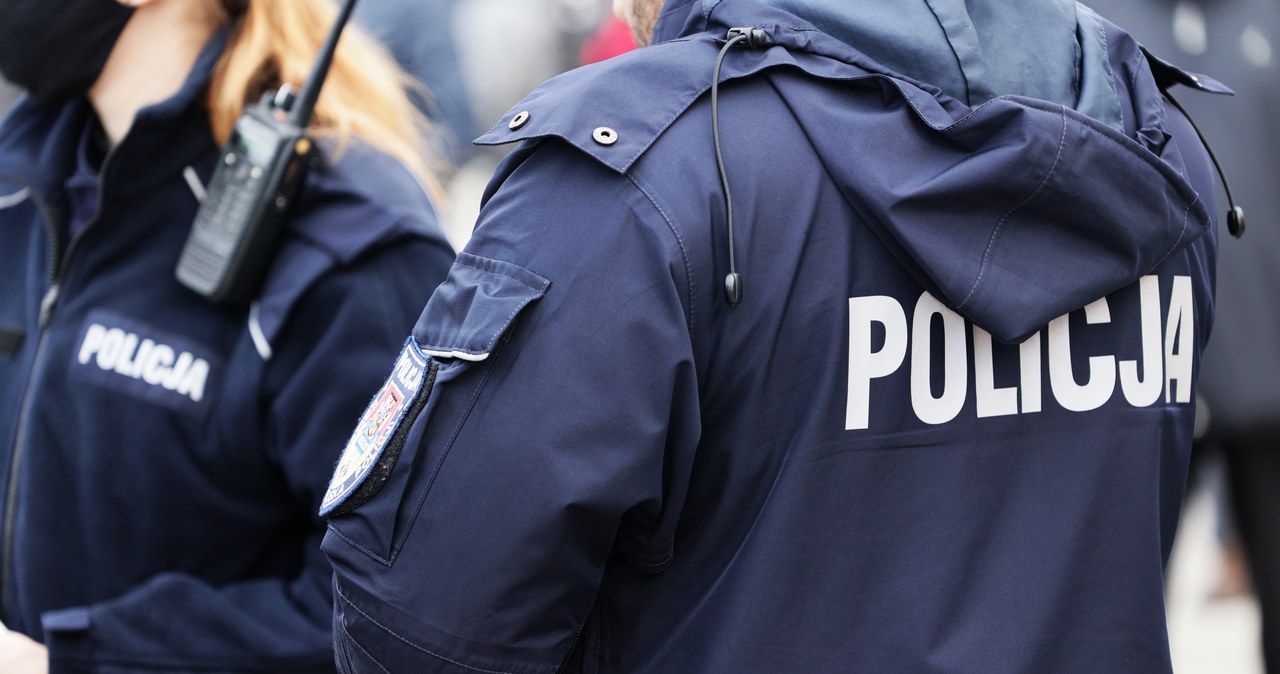 Wjechał w nadjeżdżający pociąg. Policja analizuje przebieg zdarzenia