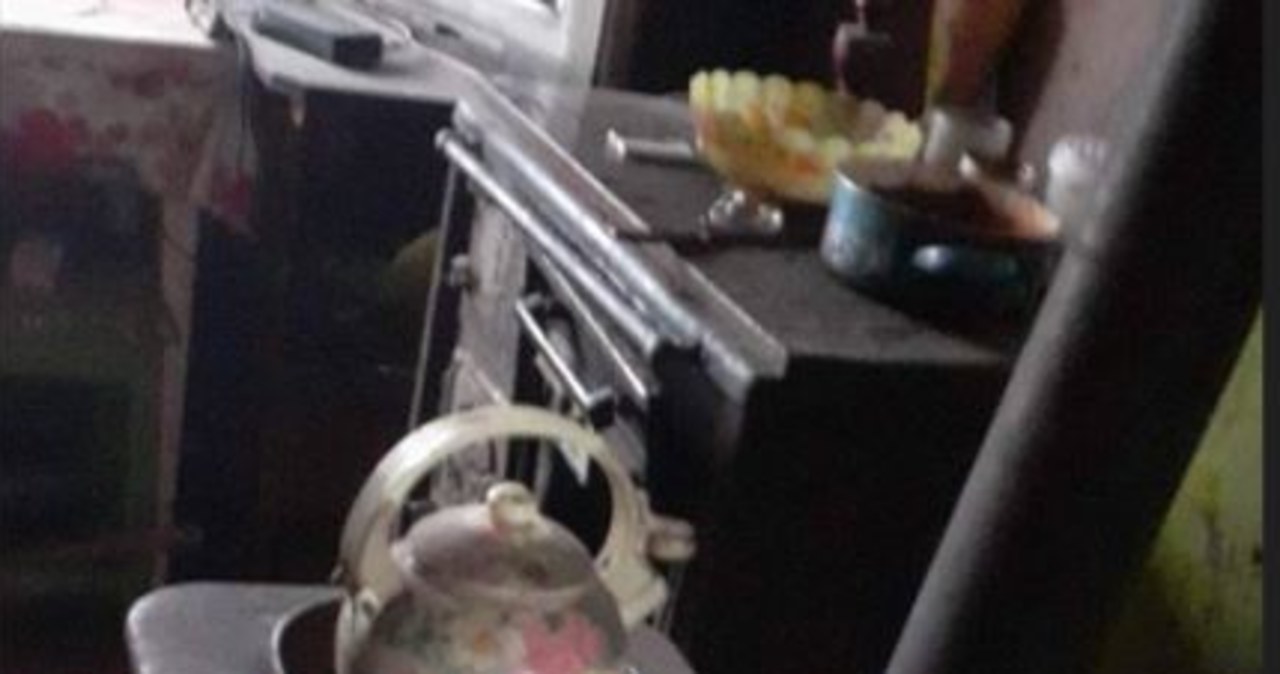 W mieszkaniu zaledwie 4 stop. C. Mężczyzna wymagał pomocy