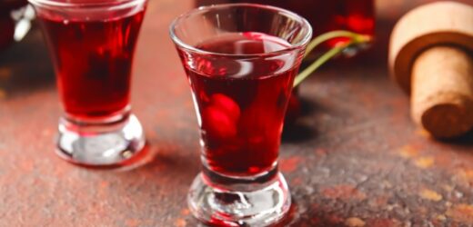 Staropolska nalewka na wigilię. „Ratafia naprędce”