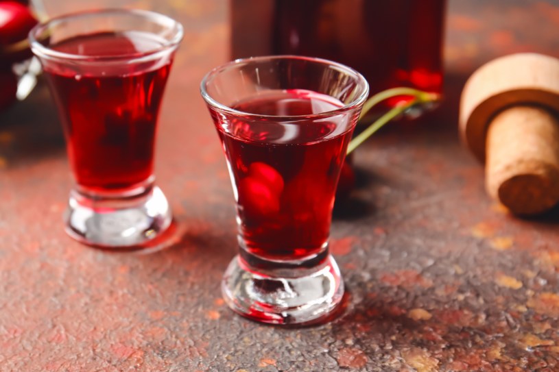 Staropolska nalewka na wigilię. „Ratafia naprędce”