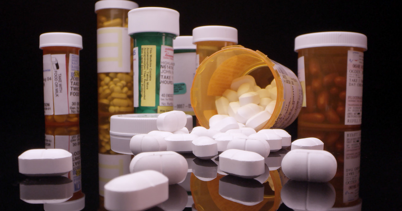 USA: Pozwy przeciwko sieciom aptek za „podsycanie epidemii opioidów”
