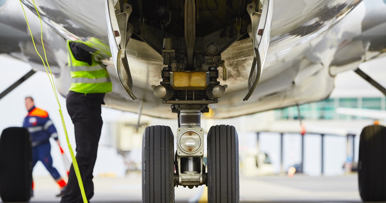 Makabryczne odkrycie w Gatwick. Ciało mężczyzny w podwoziu samolotu